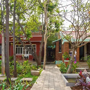 Hostel Rahees Bi Roambay - Backpacker, Mysore